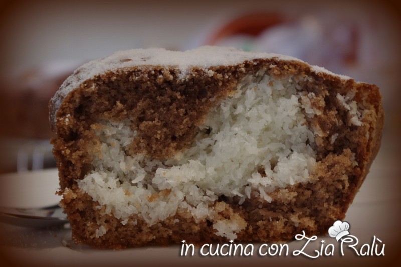 ciambellone con cuore di cocco