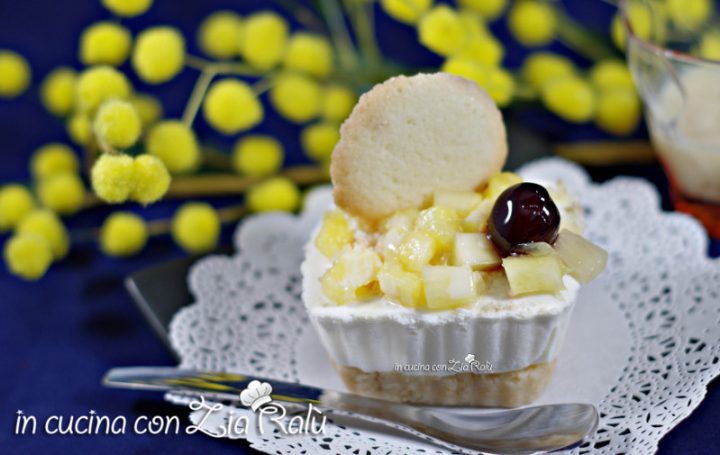 Mini cheesecake mimosa e lingue di gatto