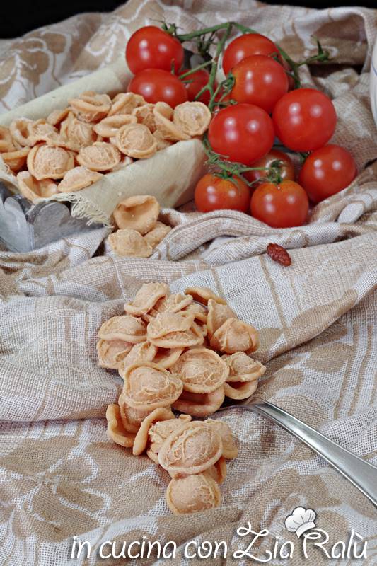 Orecchiette pomodoro e paprika