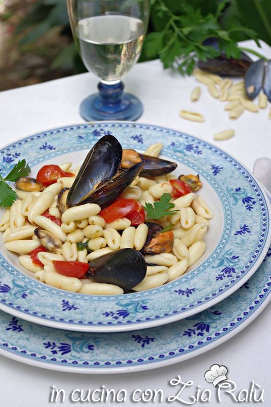 cavatelli con le cozze e pomodorini